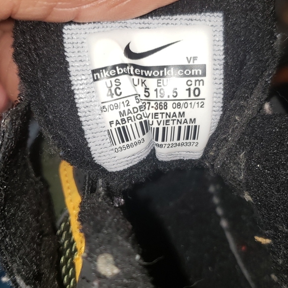 Nike - Picture 6 of 7